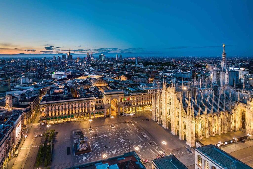 Moscova - Garibaldi Lusso, Sauna E Idromassaggio Мілан Екстер'єр фото